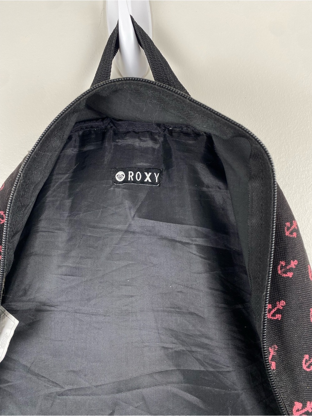 Roxy Black and Pink Anchor Print Backpack - Picture 4 of 6